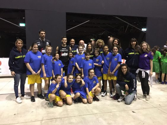 Le Violine all'Unipol Arena